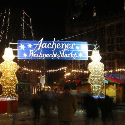 Kerstmarkt: Aken (Aachen)